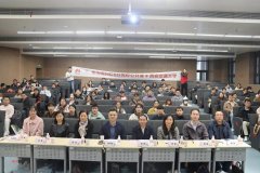 通过“边练”的沉浸式体验 